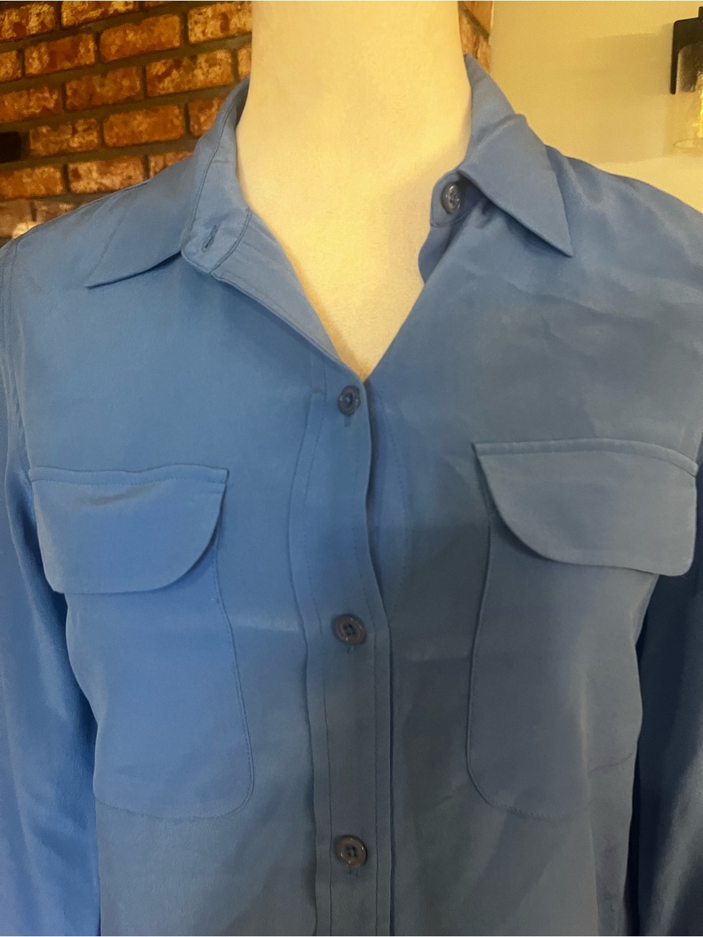Equipment Silk-$204 PTP 19 Slim Signature Blouse - Picture 3 of 6